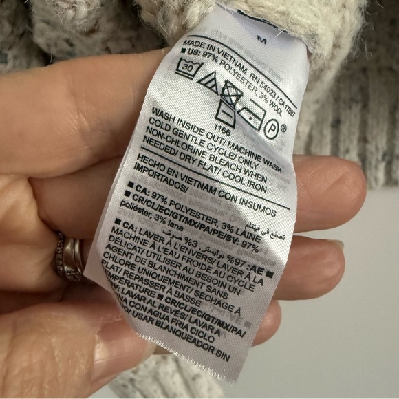 Old Navy Cozy Knit Women's Sweater - Cream and Confetti 🎉 - Picture 6 of 9